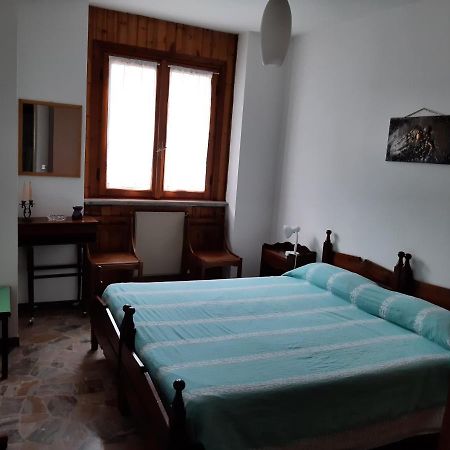 Ferienwohnung Bilocale A Piazza Brembana Exterior foto